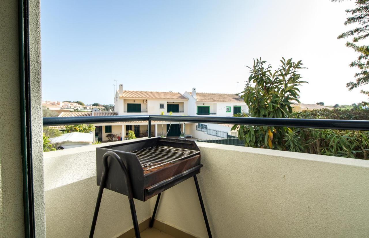 Family Apartment - Pool And Garden & Playground & Beach & Albufeira Exteriér fotografie
