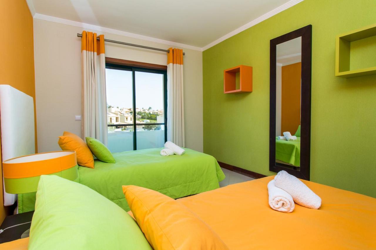 Family Apartment - Pool And Garden & Playground & Beach & Albufeira Exteriér fotografie