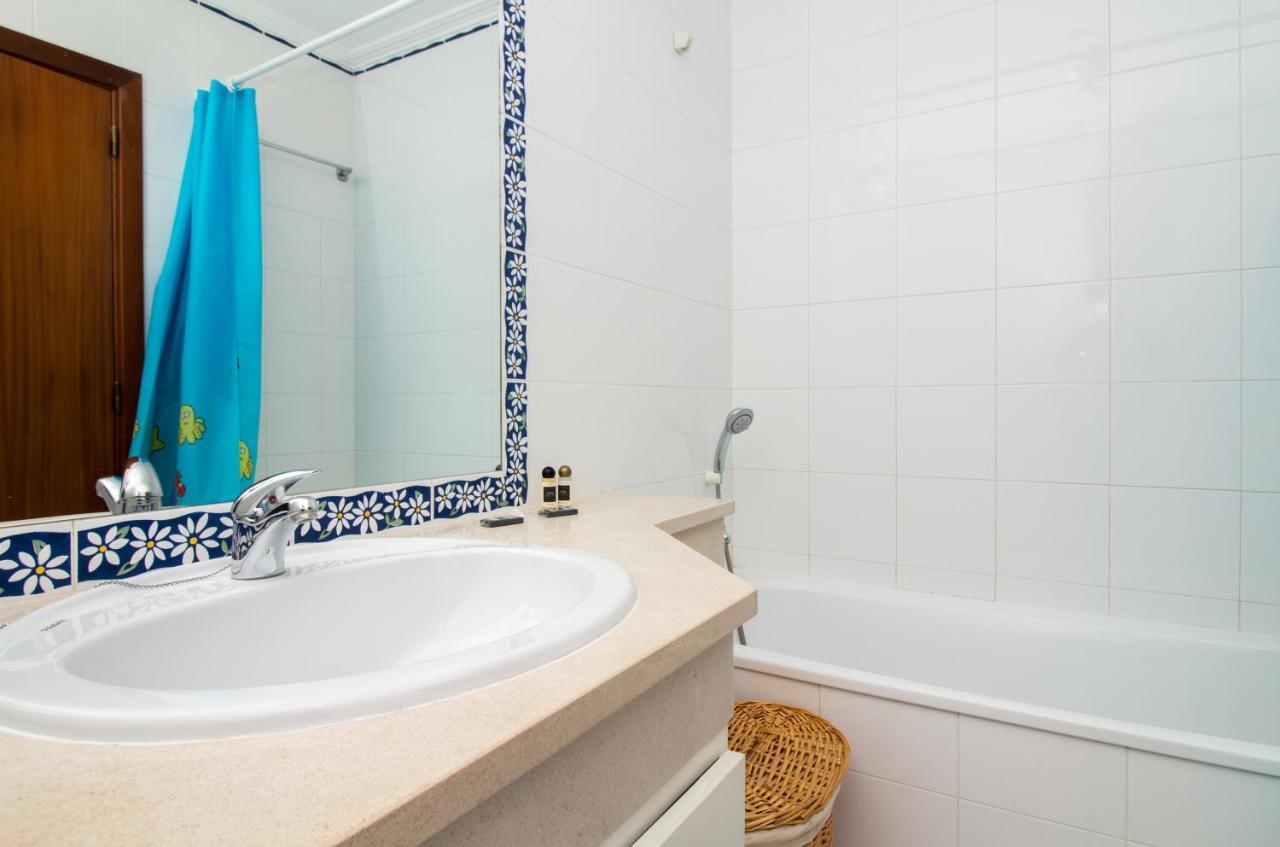 Family Apartment - Pool And Garden & Playground & Beach & Albufeira Exteriér fotografie