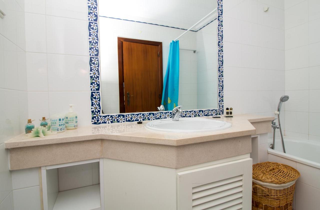 Family Apartment - Pool And Garden & Playground & Beach & Albufeira Exteriér fotografie