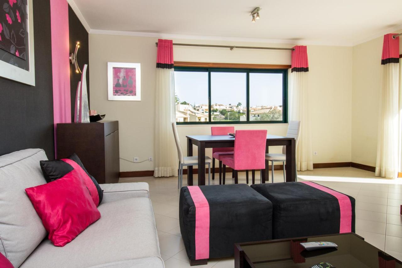 Family Apartment - Pool And Garden & Playground & Beach & Albufeira Exteriér fotografie